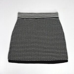 AQUA women's knit skirt small